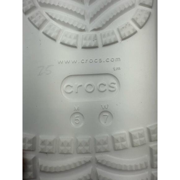 Crocs x Care Bears Crush Clog Rainbow Womens Sz 7 Slip On Platform Sandals Shoes - Picture 11 of 12